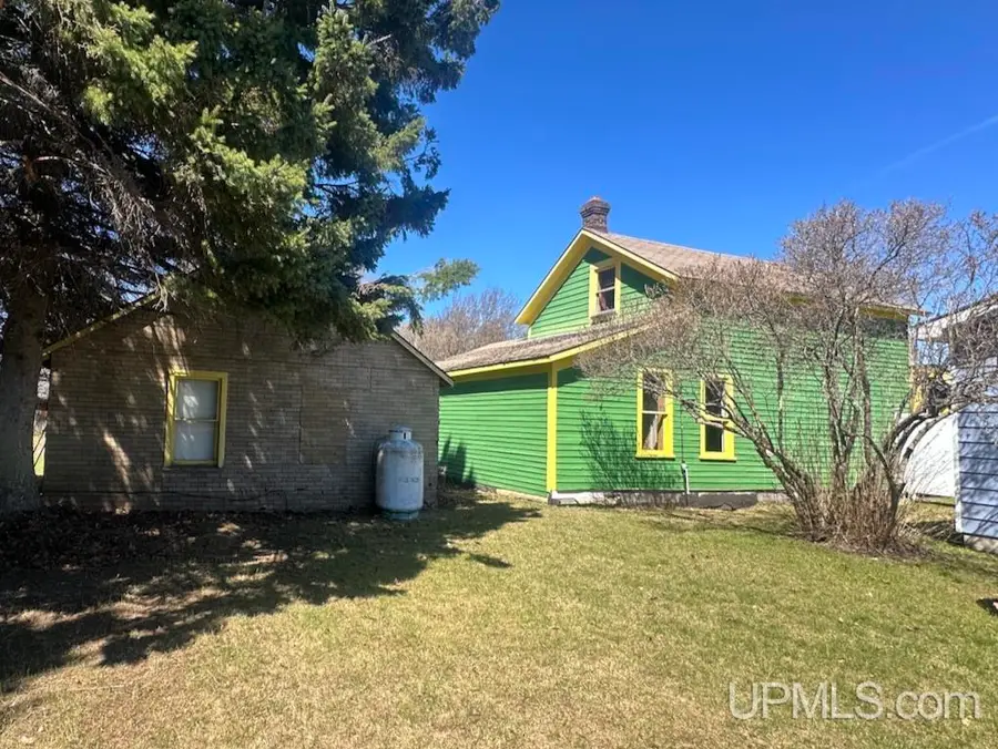 21739 E Brazel, Grand Marais, MI 49839 - #2