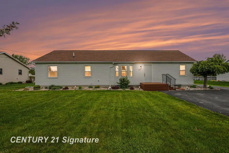 2921 E Fisher, Bay City, MI 48706 - #3