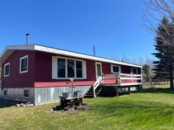 56230 Bear Lake, Hancock, MI 49930