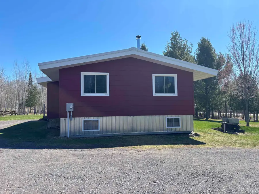 56230 Bear Lake, Hancock, MI 49930 - #2