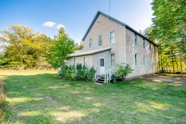 7887 W M94, Manistique, MI 49854