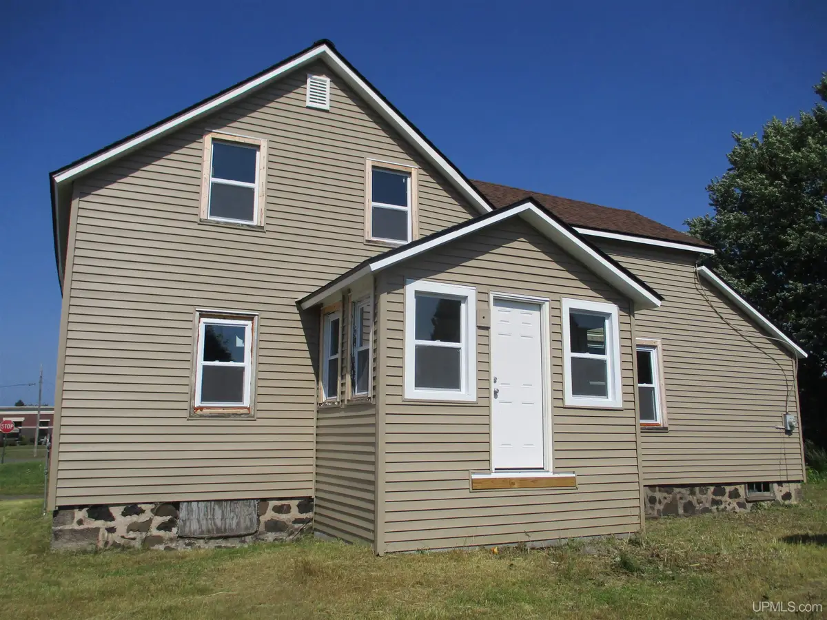 56430-56432 Middle, Calumet, MI 49913 - #1