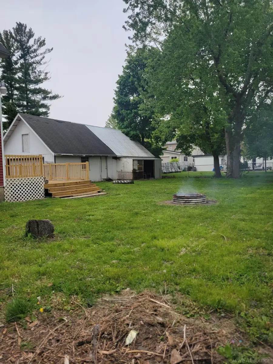 821 Fletcher, Owosso, MI 48867 - #3