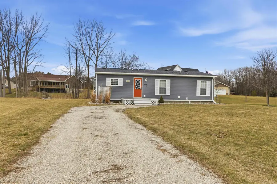 6364 Lee Dr, Caseville, MI 48725 - #2