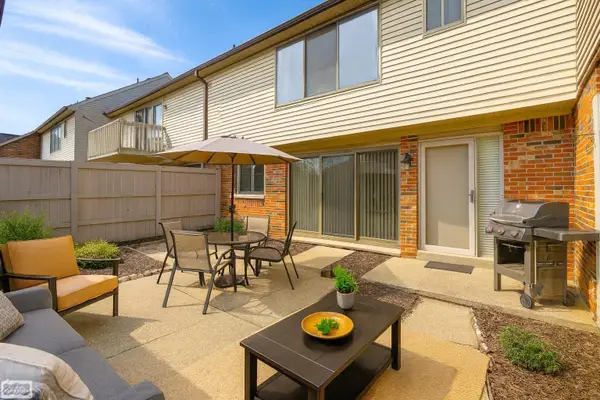 42699 Jonathan, Clinton Township, MI 48038
