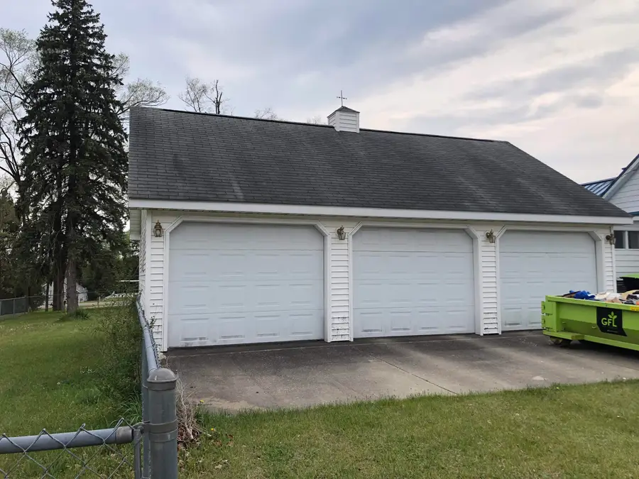 546 E Michigan, Farwell, MI 48622 - #3