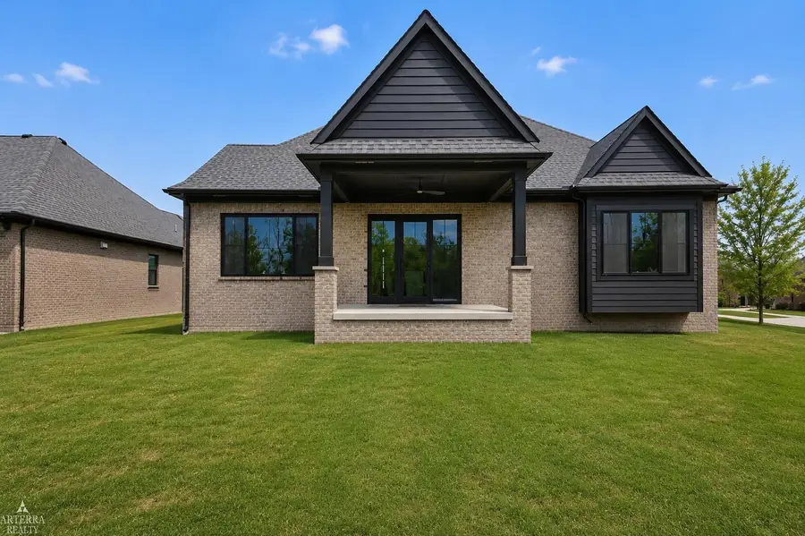 57249 Meadowridge, Washington Township, MI 48094 - #2