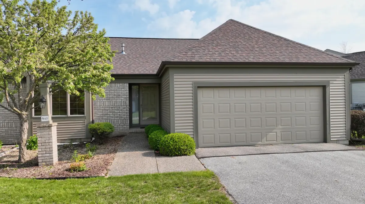 5643 Firethorne, Bay City, MI 48706 - #1
