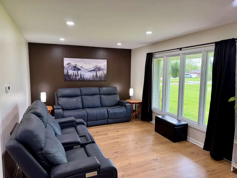 850 Middleton, Owosso, MI 48867 - #3