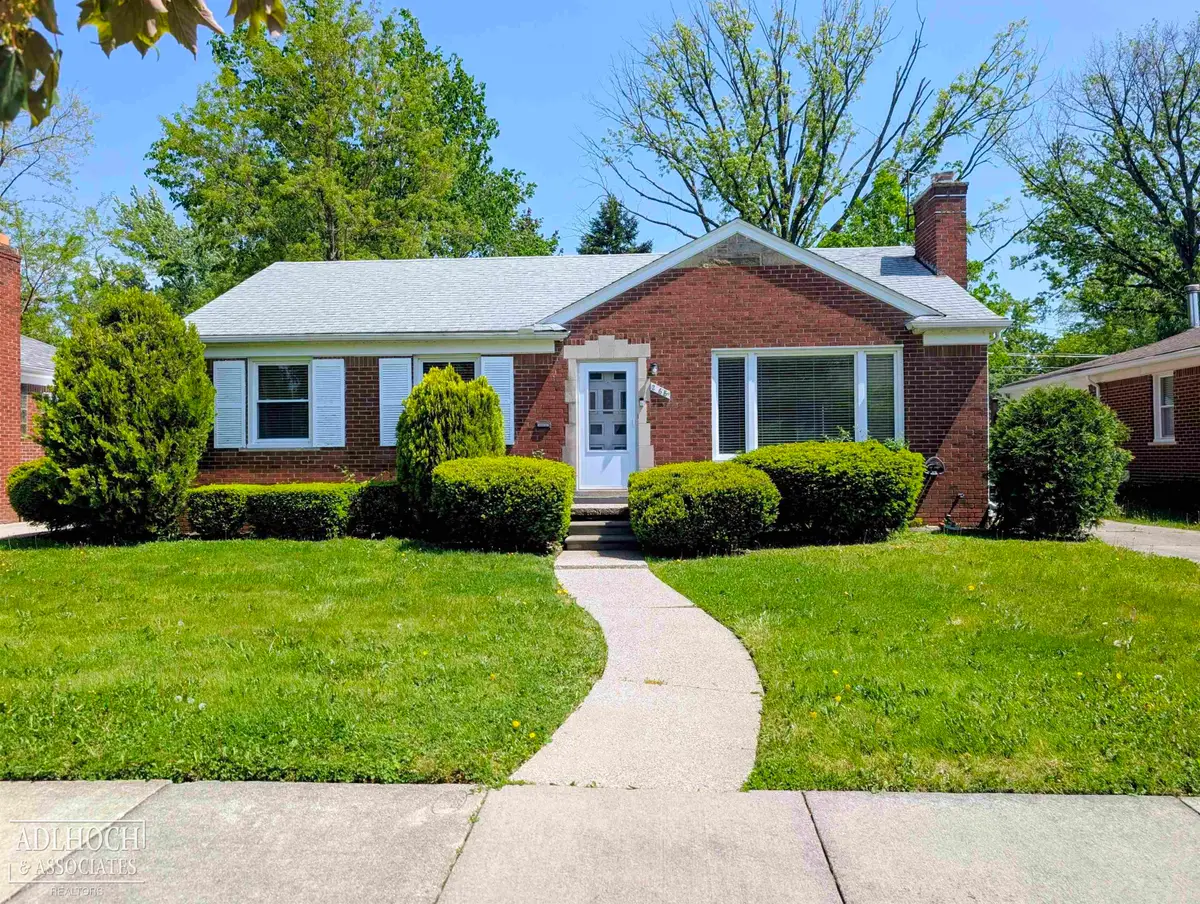 2168 Allard, Grosse Pointe Woods, MI 48236 - #1