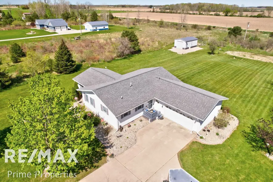 872 Huron Crest, Bad Axe, MI 48413 - #2