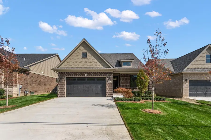 5854 Everton, Troy, MI 48085 - #2
