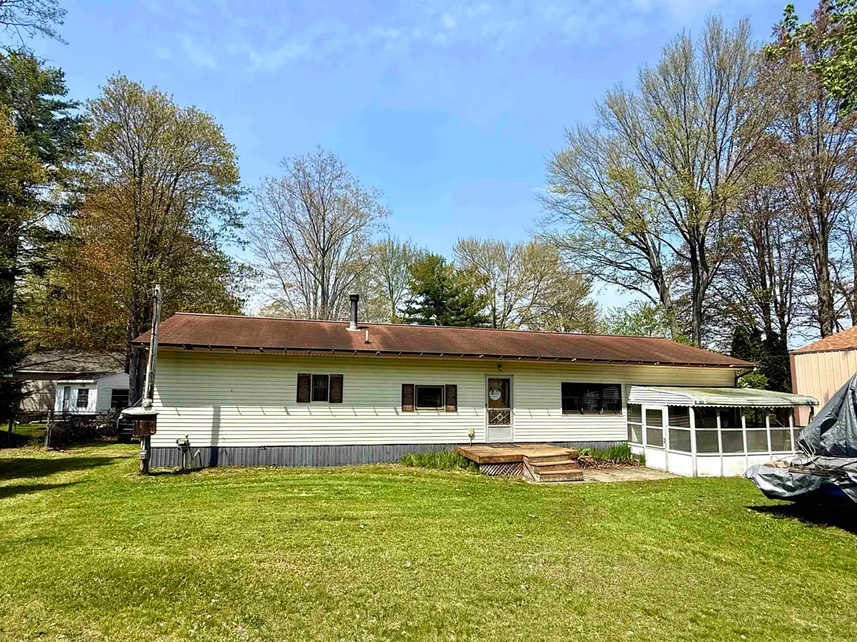 4175 Cherokee, Gladwin, MI 48624 - #1