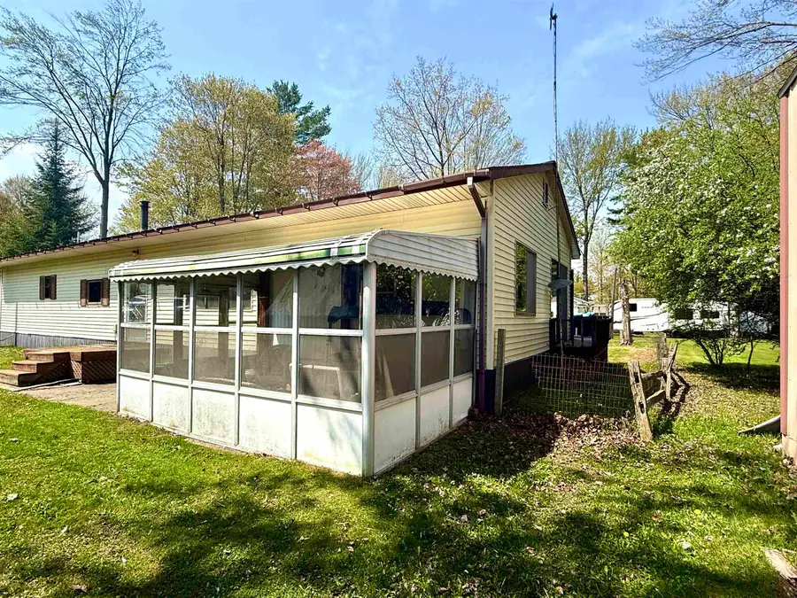 4175 Cherokee, Gladwin, MI 48624 - #3