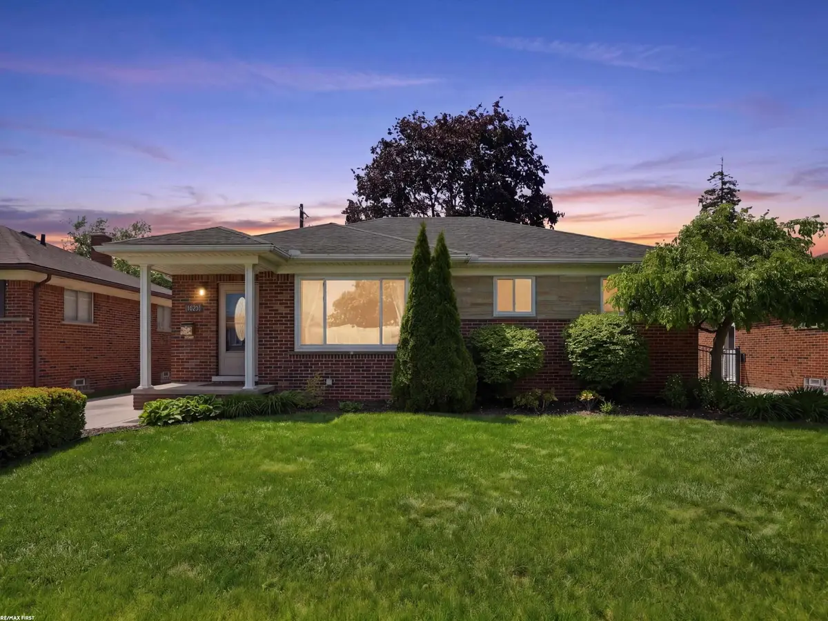 26301 San Rosa, Saint Clair Shores, MI 48081 - #1