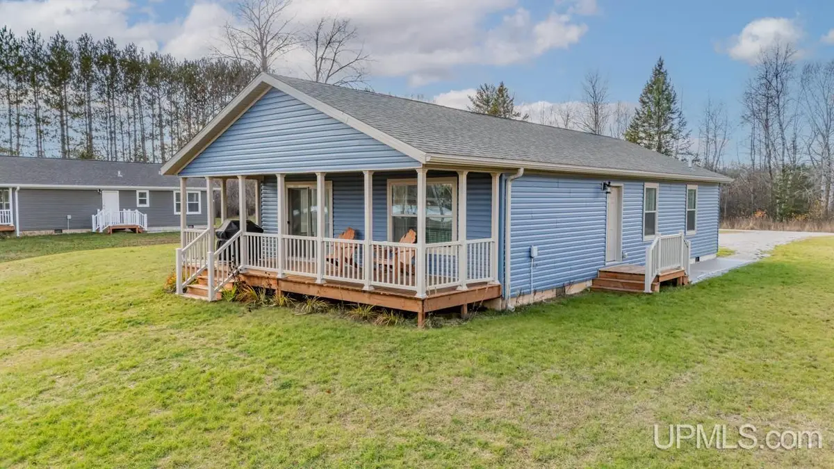 8168 N.3, Gladstone, MI 49837 - #1