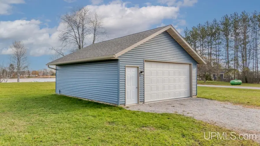 8168 N.3, Gladstone, MI 49837 - #2