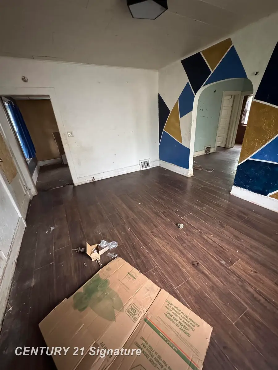 1904 W Michigan, Saginaw, MI 48602 - #2