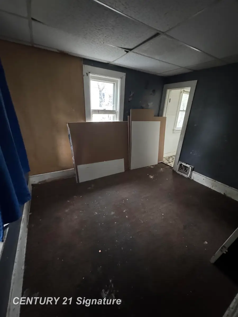 1904 W Michigan, Saginaw, MI 48602 - #3