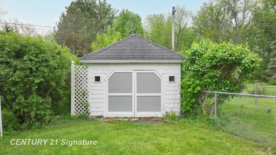 5501 Calkins, Flint, MI 48532 - #3