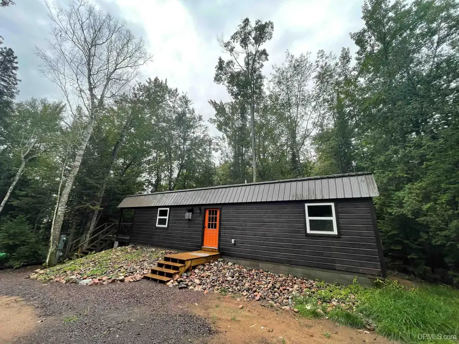 26950 & 26881 E Grosse Point, Hancock, MI 49930 - #2