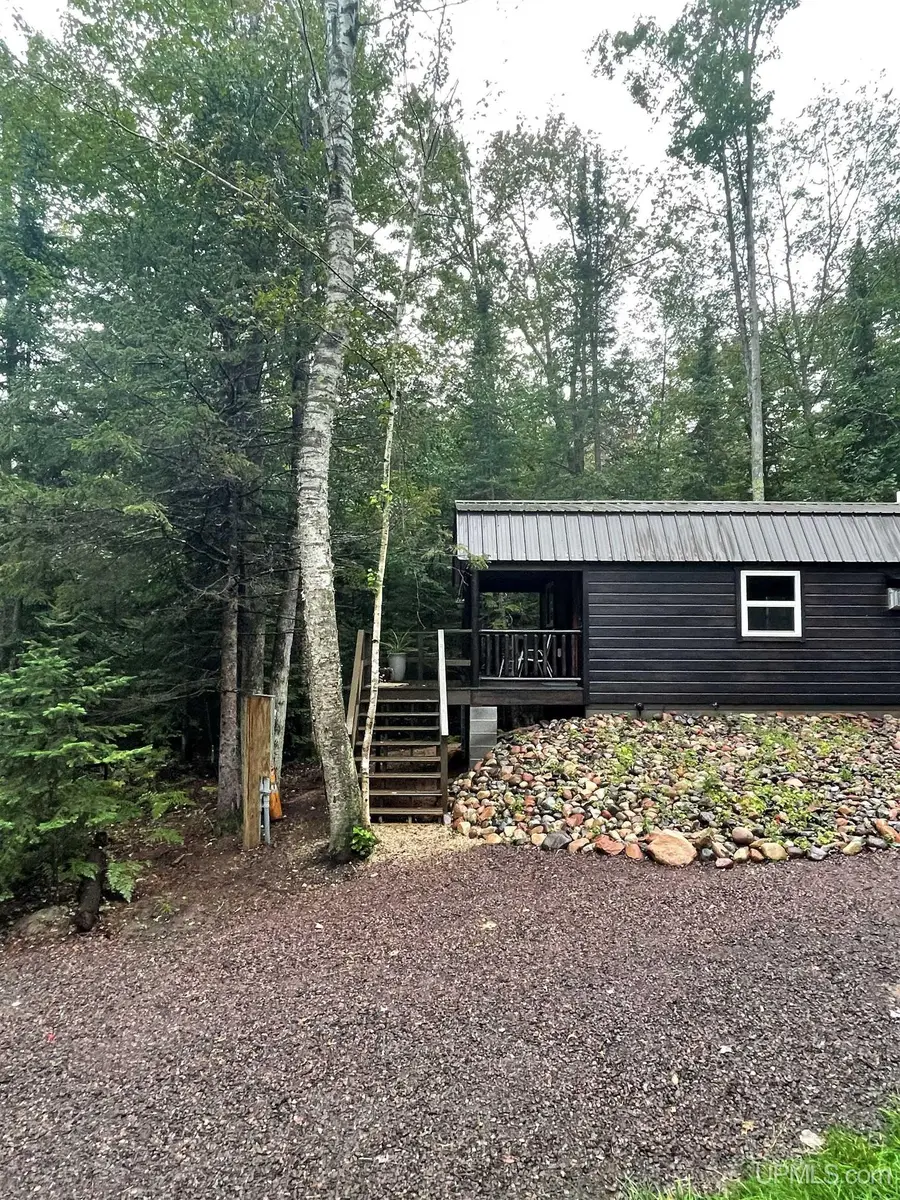 26950 & 26881 E Grosse Point, Hancock, MI 49930 - #3
