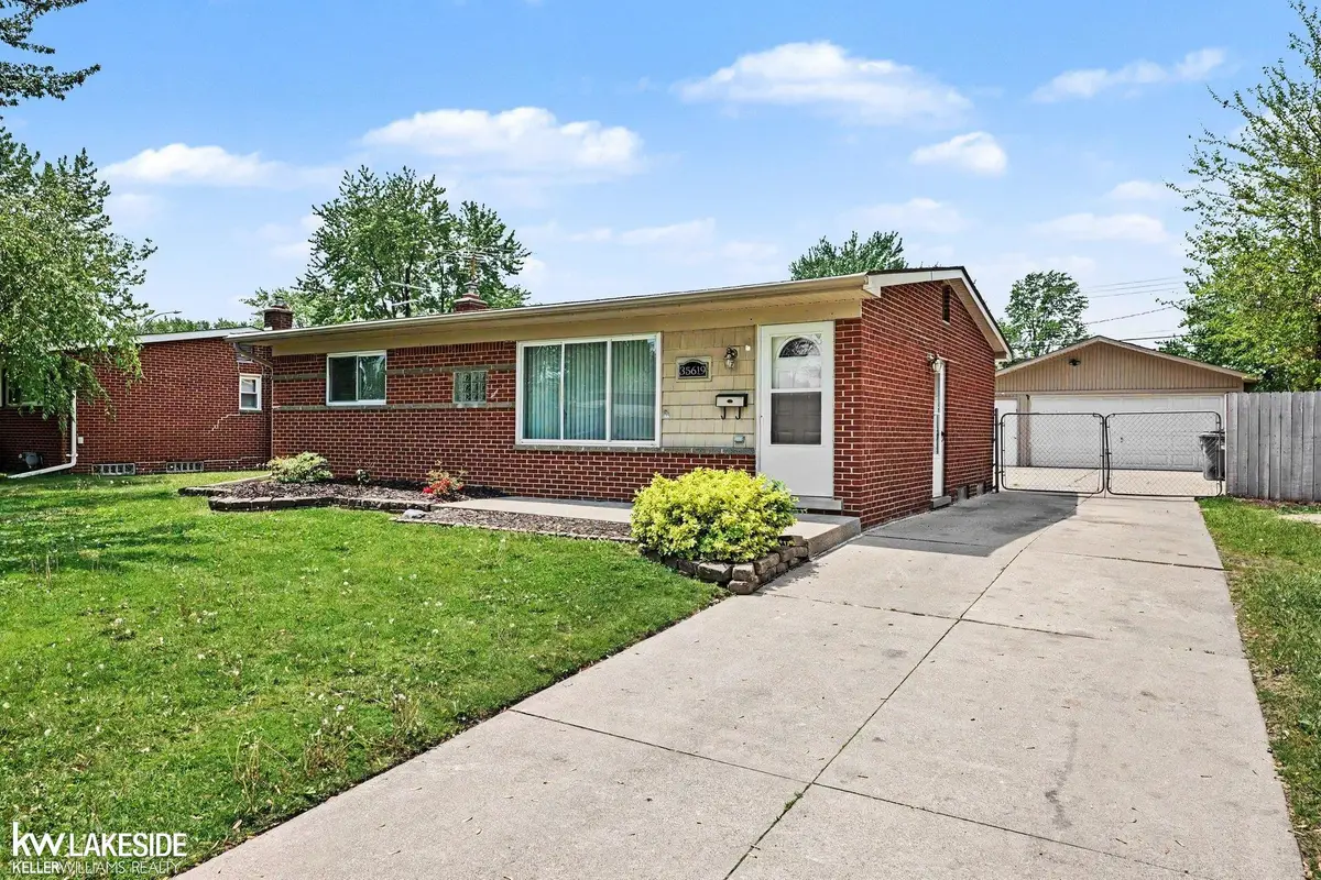 35619 Seville, Clinton Township, MI 48035 - #1