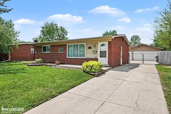 35619 Seville, Clinton Township, MI 48035