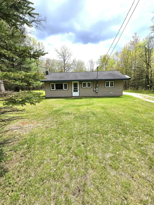 2148 Georgia Edna, West Branch, MI 48756