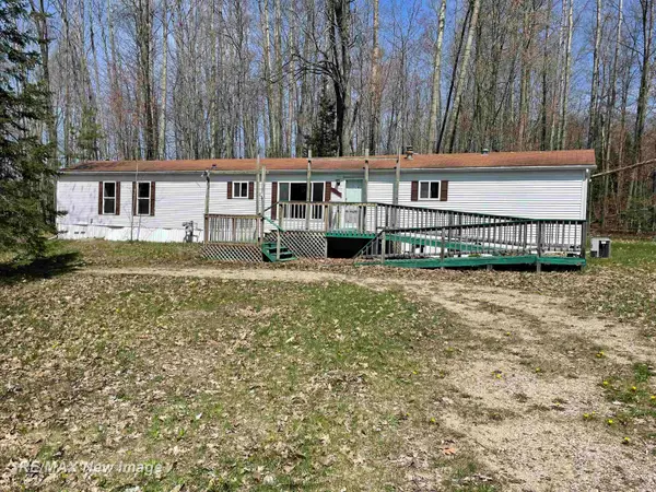 7100 Spring Lake, Lake, MI 48632