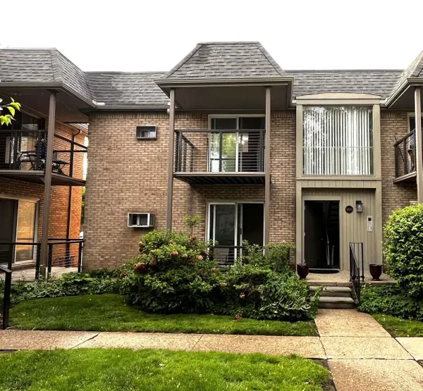 1721 E 14 Mile Unit C, Birmingham, MI 48009