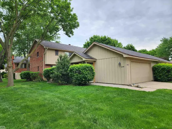 42545 Eldon, Clinton Township, MI 48038