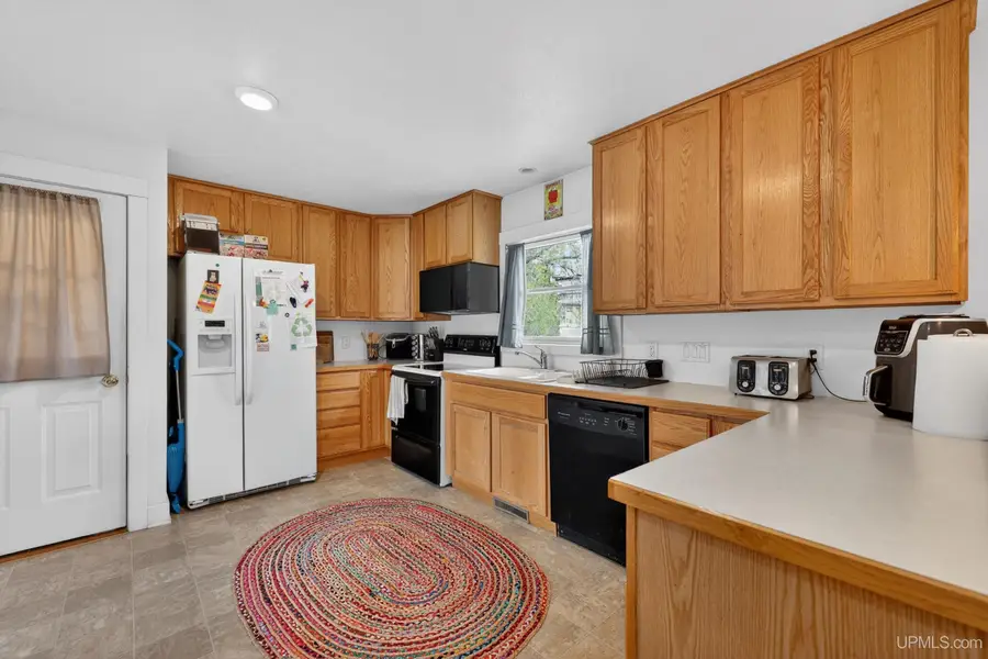 1401 Jasberg, Hancock, MI 49930 - #3