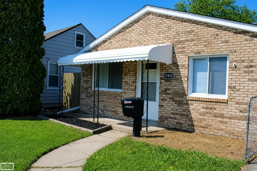 27835 Oneil, Roseville, MI 48066 - #2