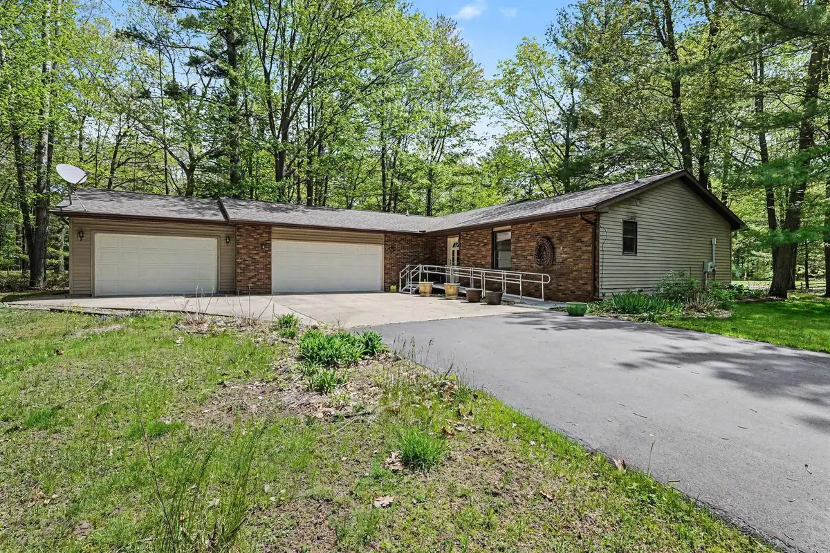 3377 Fairway, Standish, MI 48658 - #1