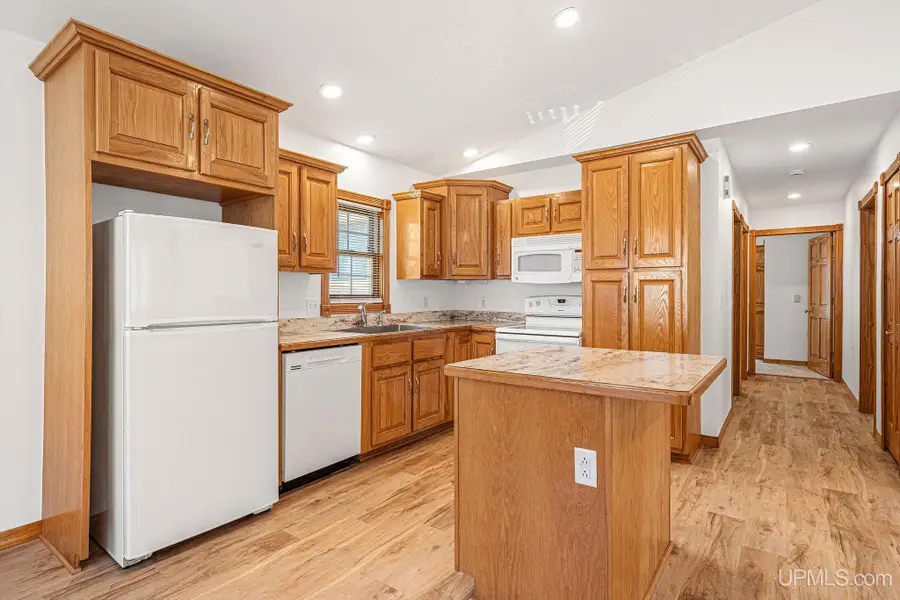 N6889 Connors #4, Munising, MI 49862 - #3