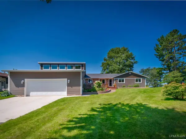 737 Lakewood, Marquette, MI 49855