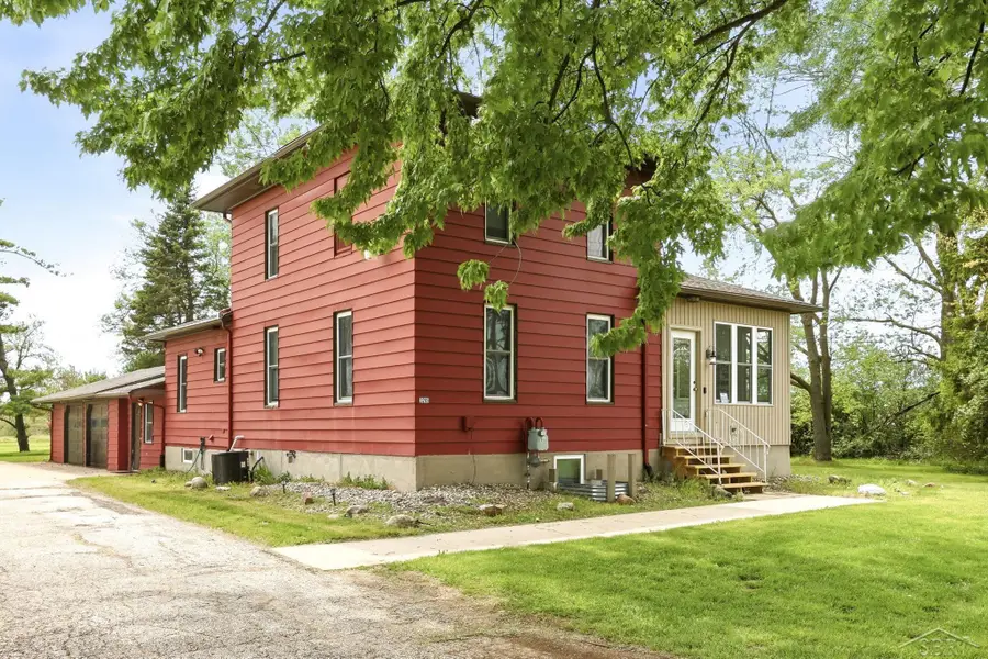 3285 Kochville, Saginaw, MI 48604 - #2