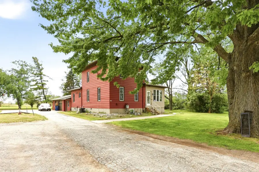 3285 Kochville, Saginaw, MI 48604 - #3