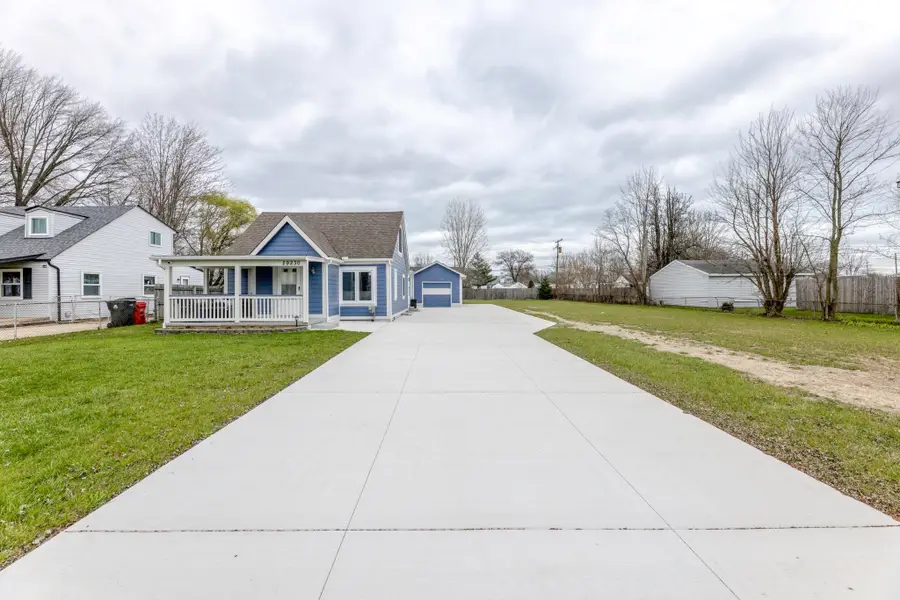 29230 Harding, Roseville, MI 48066 - #3