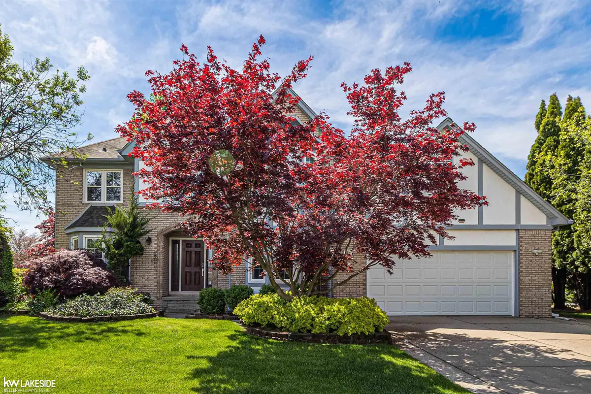 46349 Coachwood, Shelby, MI 48315 - #1