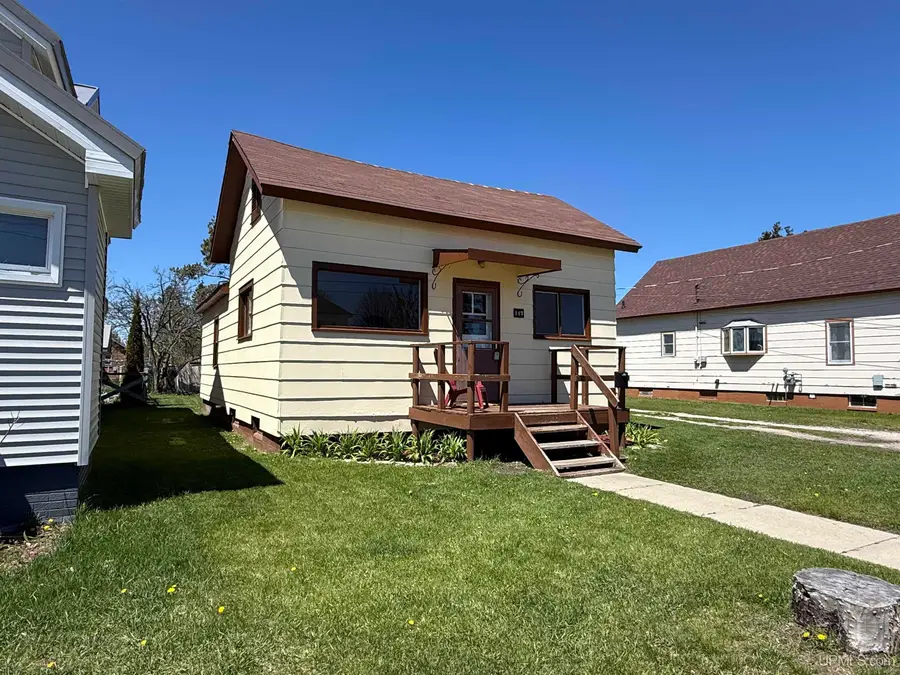 117 N Third Street, Manistique, MI 49854 - #3
