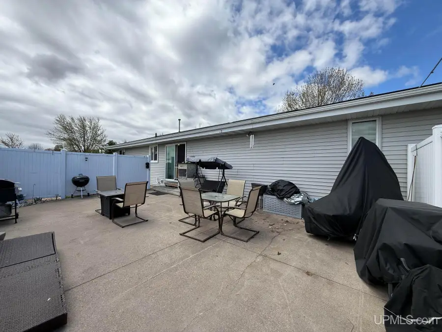 N7474 White Clover, Manawa, WI 54949 - #2