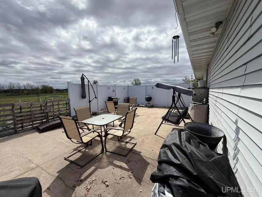 N7474 White Clover, Manawa, WI 54949 - #3