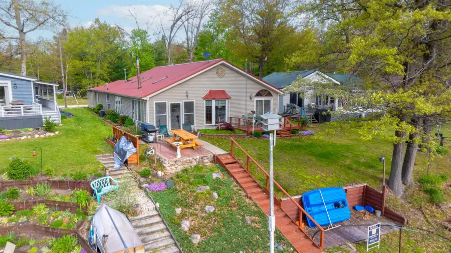 781 N Blue Gill Lake, Harrison, MI 48625 - #2