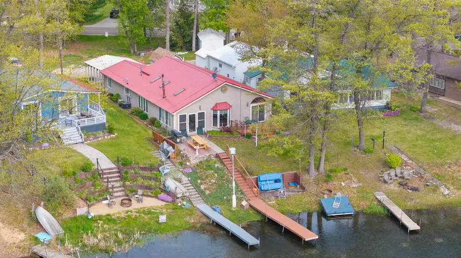 781 N Blue Gill Lake, Harrison, MI 48625 - #3