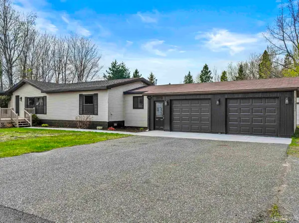 46511 Main, Dodgeville, MI 49921