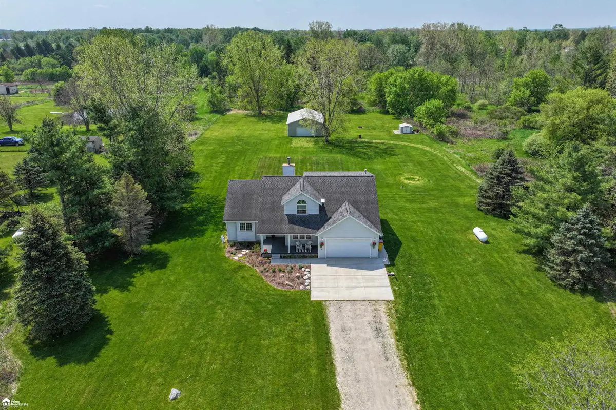 8866 Hough, Almont, MI 48003 - #1