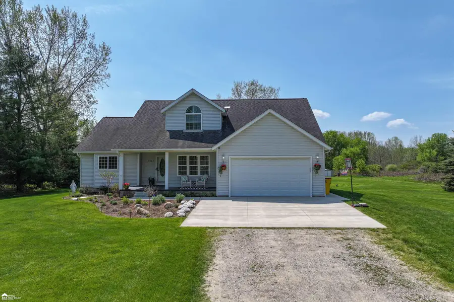 8866 Hough, Almont, MI 48003 - #3
