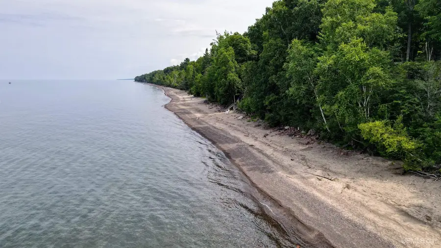 57487 Lakeshore, Calumet, MI 49913 - #3